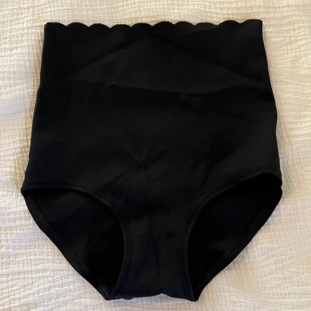 Baobei (now LoveSteady) Maternity and Postpartum Support Bloomers
